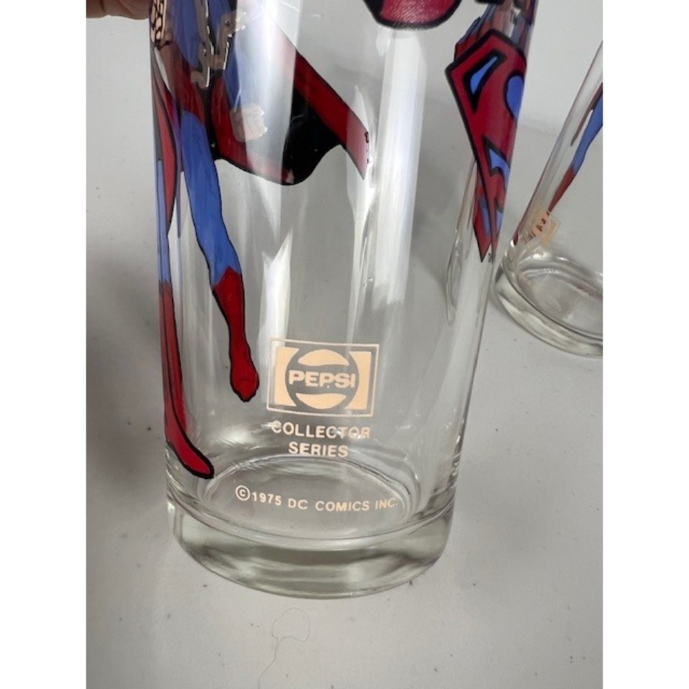 Vintage 1975‎ Pepsi Collector Series Superman Glasses Set of 2 DC Comics - Picture 4 of 9